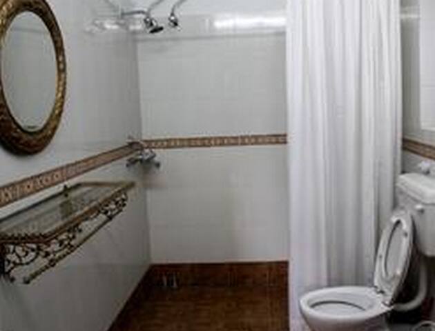 Hotel Jeel Guest House, Rajkot 5